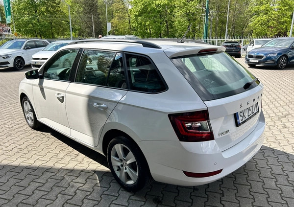 Skoda Fabia cena 54900 przebieg: 98461, rok produkcji 2021 z Katowice małe 379